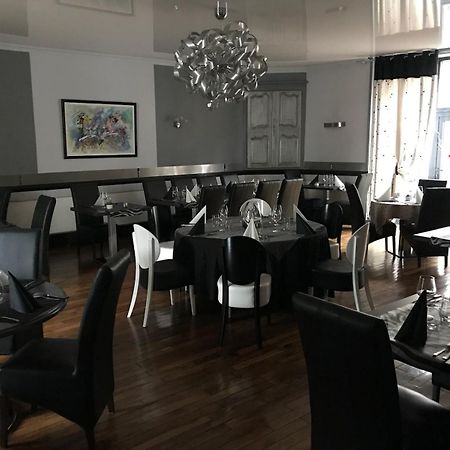 Hotel Du Centre 格尼翁 外观 照片