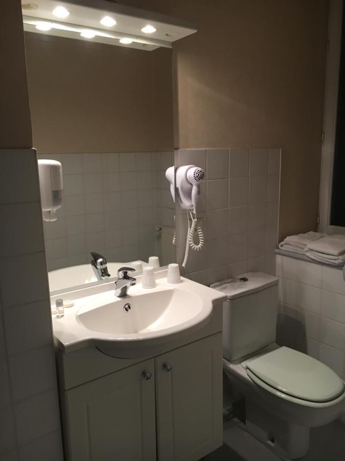 Hotel Du Centre 格尼翁 外观 照片