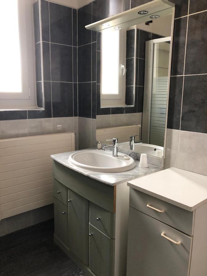 Hotel Du Centre 格尼翁 外观 照片
