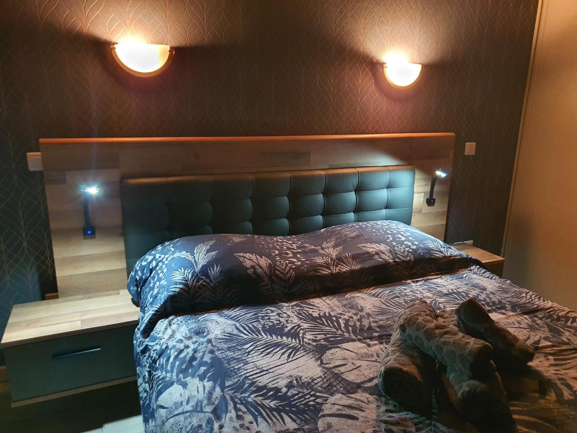 Hotel Du Centre 格尼翁 外观 照片